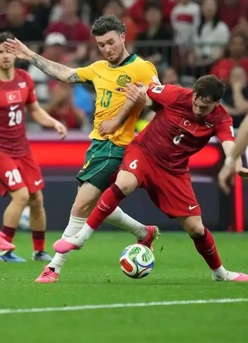 数据狂潮！弗里曼一球定乾坤，美国队2-0碾压澳大利亚强势出线